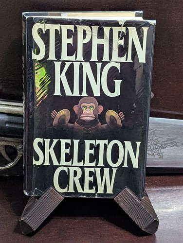 Stephen king skeleton - king,
